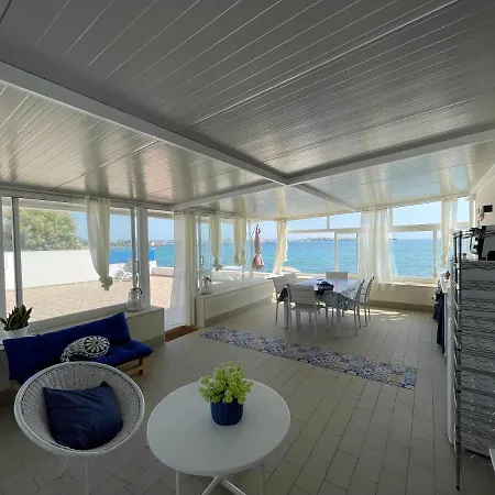 Villa Waterfront Siraküza